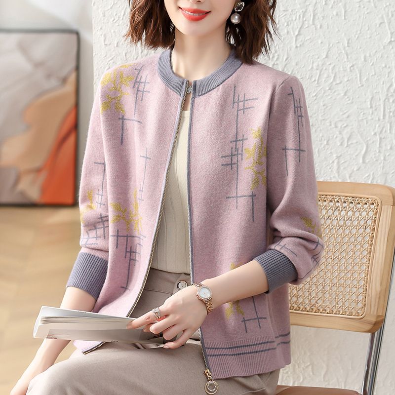 New Stylish Lightweight Knit Jacket for Middle-Aged Women, Short Style for Middle-Aged Moms, Spring and Autumn 2025 Jacket Top