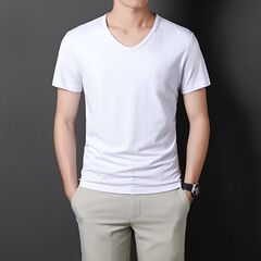 夏の男性半袖tシャツはシャツの大きいサイズの小さいシャツを修理します。