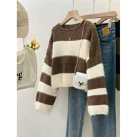 Knitted autumn retro sweater, oversize