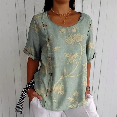 Women's V-Neck Plus-Size Short-Sleeve T-Shirt, New Trendy Loose T-Shirt, Wholesale from Factory, Cheap Top Women's V-Neck Plus-Size Short-Sleeve T-Shirt, New Trendy Loose T-Shirt, Wholesale from Factory, Cheap Top