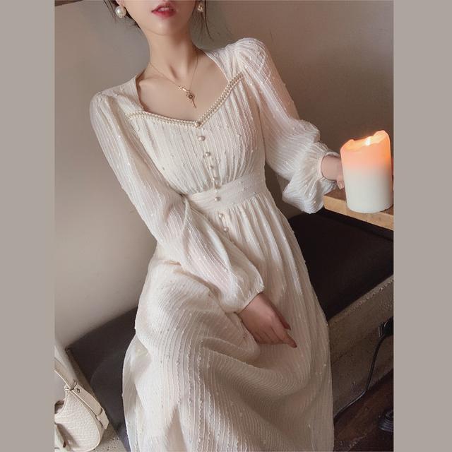 2025秋冬法式复古亮片V领连衣裙洋气雪纺刺绣高腰显瘦裙子女|undefined