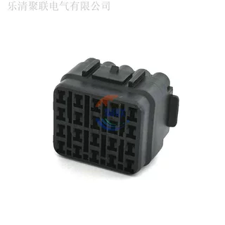 PP1518102汽车线束连接器插头 20孔车用接插件
