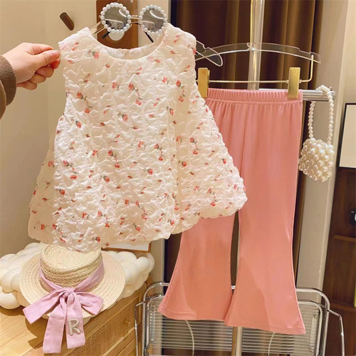 韩版女童套装夏季新款宝宝洋气纹理花朵背心休闲喇叭裤两件套