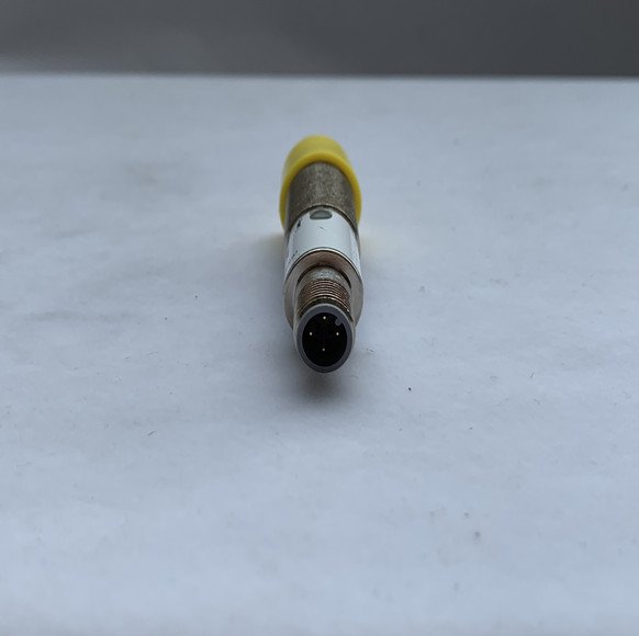 BALLUFF 巴鲁夫 BTL7-S575B-M1000-P-S32 导线 全新 原装