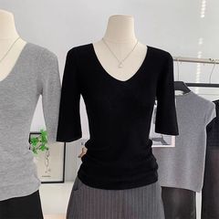 薄手の気質vネック修身中袖ニット