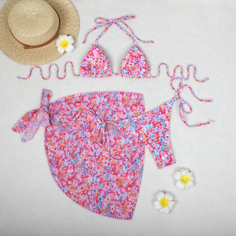 36g Weight Sleeveless Sleeve Length Polyester Fabric Type 3 Pieces Set Quantity Beach, Swimming Occasion Halter Neck Neckline Slim Fit Type Ditsy Floral Pattern Women's Gender Sexy Style Women's Sexy Ditsy Floral 3 Pieces Set Bikinis Swimwear 29