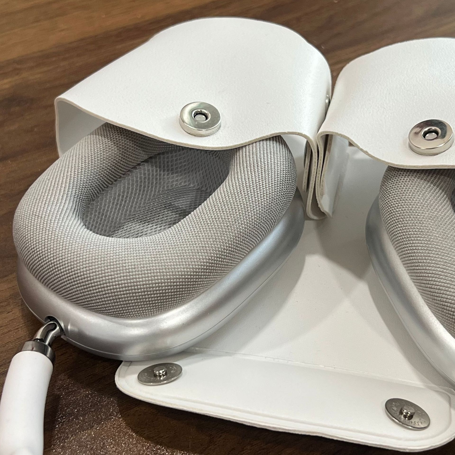 Neutral MAX A + auriculares Bluetooth inalámbricos de alta gama montados en la cabeza orejeras magnéticas con ventana emergente auriculares deportivos Bluetooth