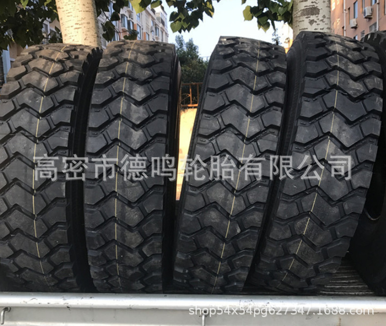 Suministro de ingeniería neumático 14.00R20 grúa neumático 1400R20