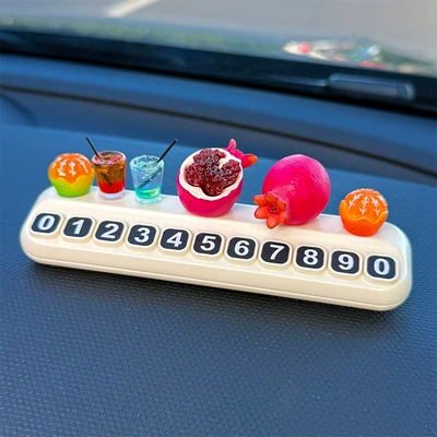 Nömrəli dayanma kartı Parking Plate New Car - half-peeled-pomegranate-pomegranate-2-small-oranges-2-cups-of-drinks-stop-sign