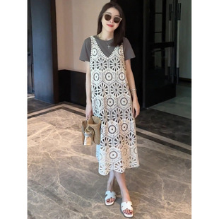 A Complete Set of Tea-Style Outfits, a Gentle Style T-Shirt Dress, a Cut Out Vest Dress Suit, a Two-Piece Trendy Set