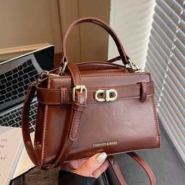 跨境2026新款高级感时尚包包女约姿这个斜挎包简约百搭复古单肩包