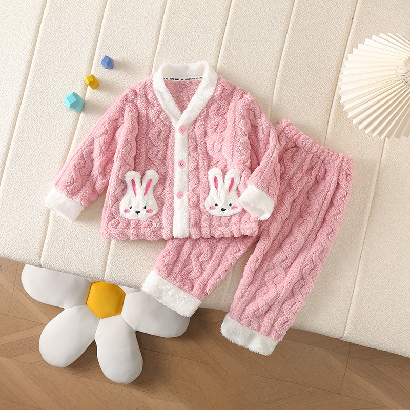Otoño e invierno para niñas, franela gruesa, estilo princesa, tesoro femenino, dibujos animados de estilo extranjero, traje de servicio a domicilio de conejo cálido de felpa