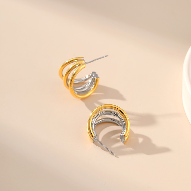 Fashion C Shape Copper Plating Ear Studs 1 Pair