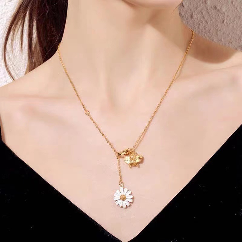 Daisy open bracelet