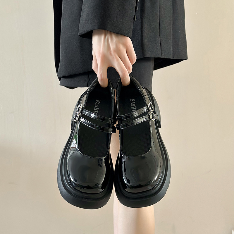 청키 힐 메리 제인 신발 여성 2024 봄과 가을 새로운 한국 스타일 얕은 더블 벨트 버클 대학 스타일 두꺼운 바닥 로퍼