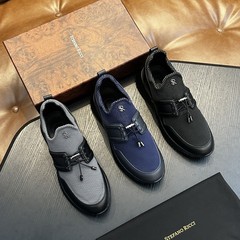 ヨーロッパとアメリカの新しいメッシュ通気性のあるメンズカラーブロックカジュアルシューズ厚底ファッション多用途カジュアルシューズはOEM SDに貼り付け可能