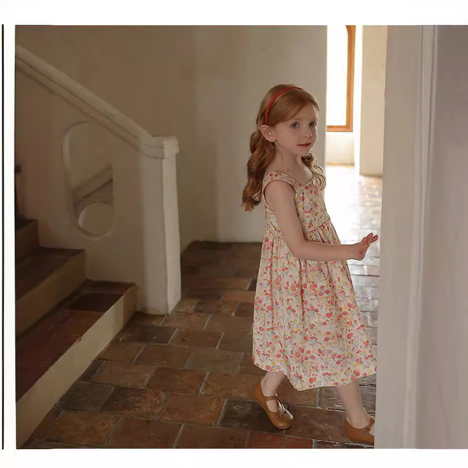 Gera ropa para niños vestido de honda para niñas 2024 verano para niños de estilo coreano cuello cuadrado vestido de chaleco impreso entrega de una pieza