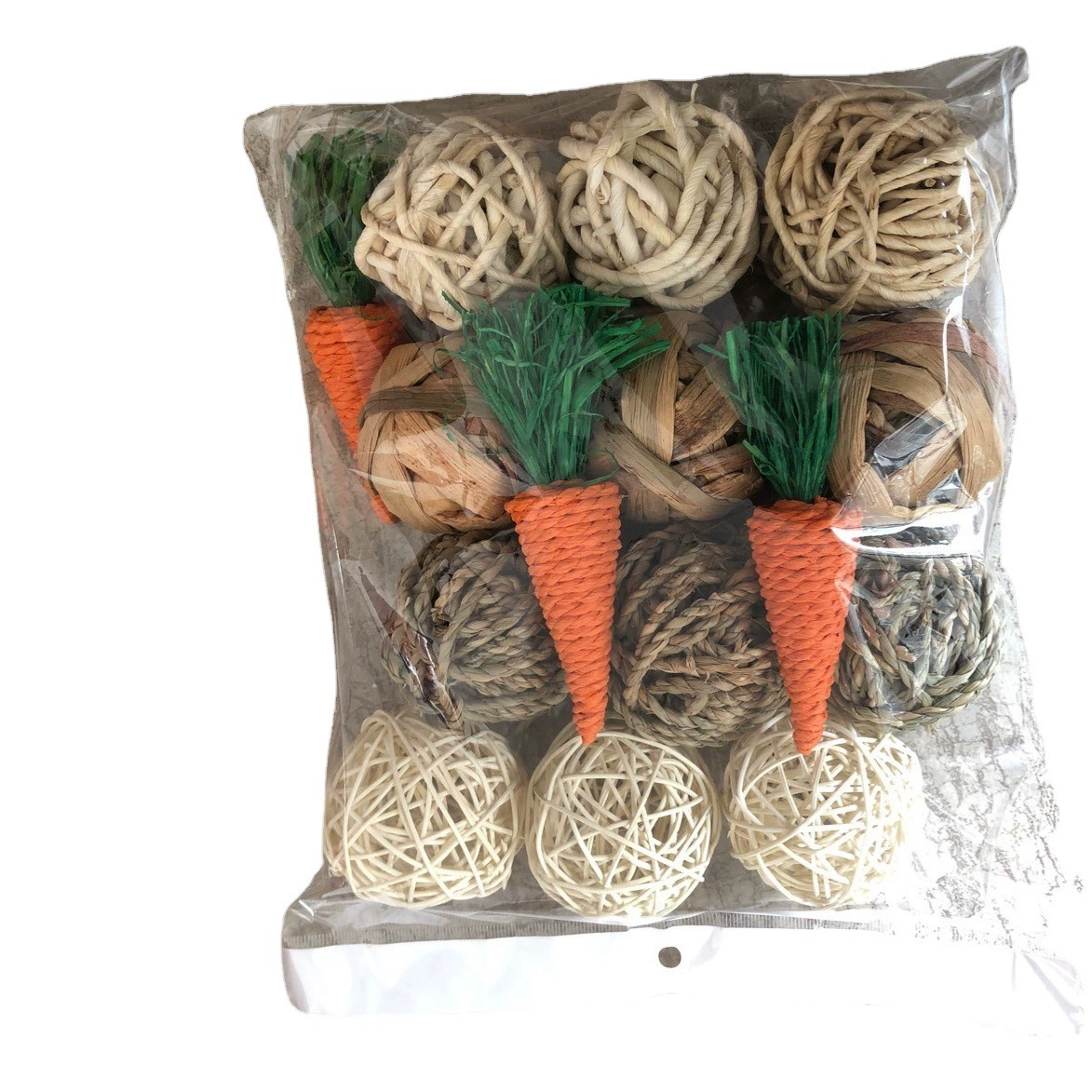 Хомяк шиншиллы кусают зубы