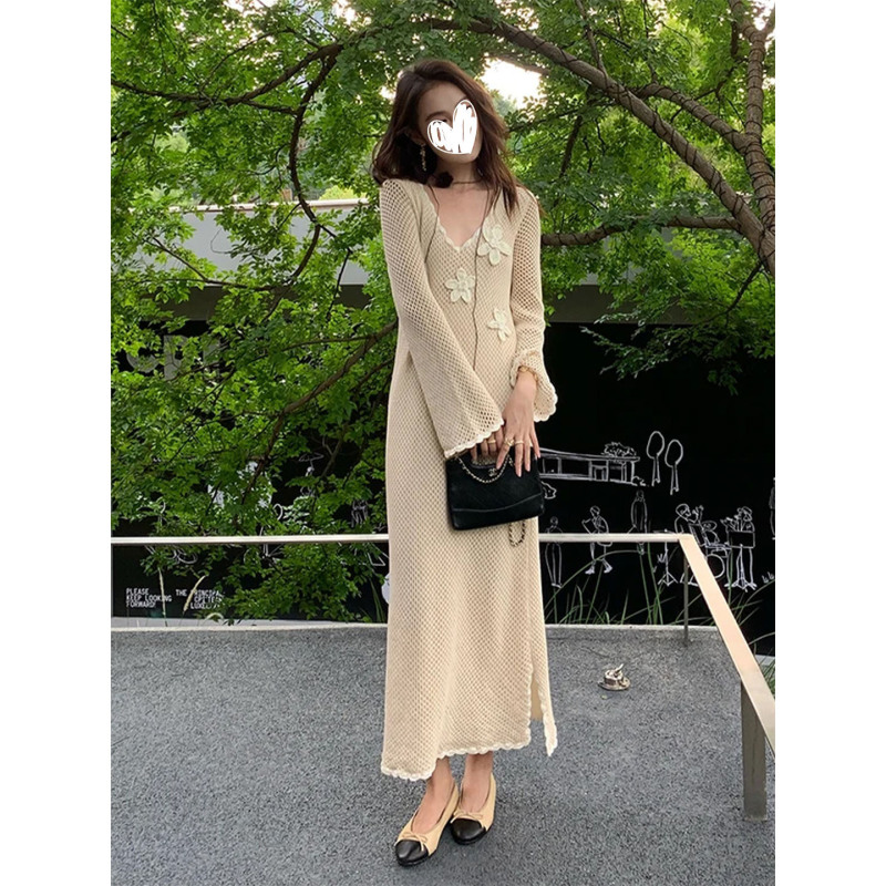 法式气质杏色深U领镂空针织连衣裙女2025新款慵懒感宽松长裙短裙|undefined