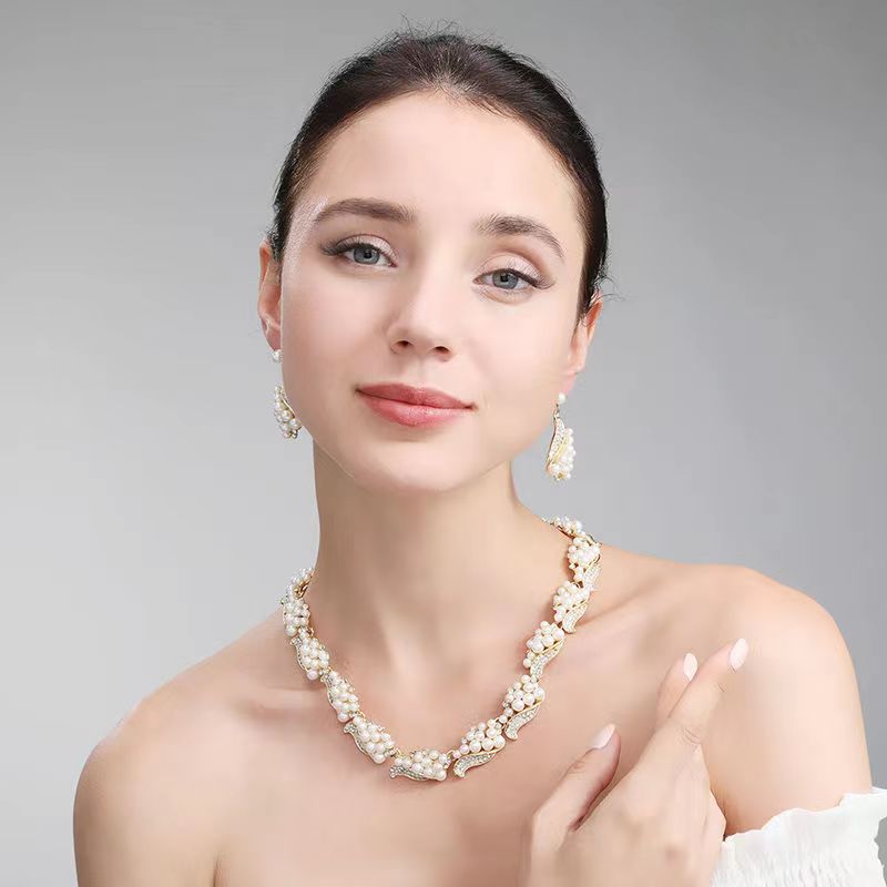 Pearl Jewelry Set Image 2