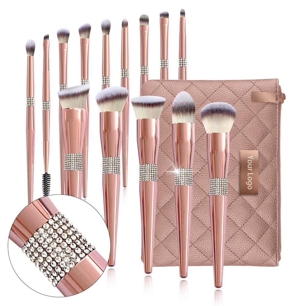 Explosive makeup brush set 10/12/14 new...