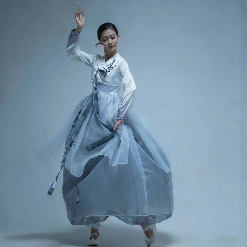 Classical Dance Tracing the Past, Korean Dance Group's Skirt, Korean Dance Performance, Contact for Ethereal and Fairy-Like Dance, May Day Performance Costume