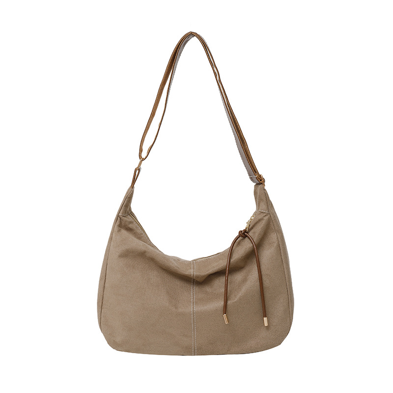 Bolsa de peluche de gamuza simple bolso grande para mujeres otoño / invierno 2024 nuevo tipo de gran capacidad bolso de hombro bolso de transporte