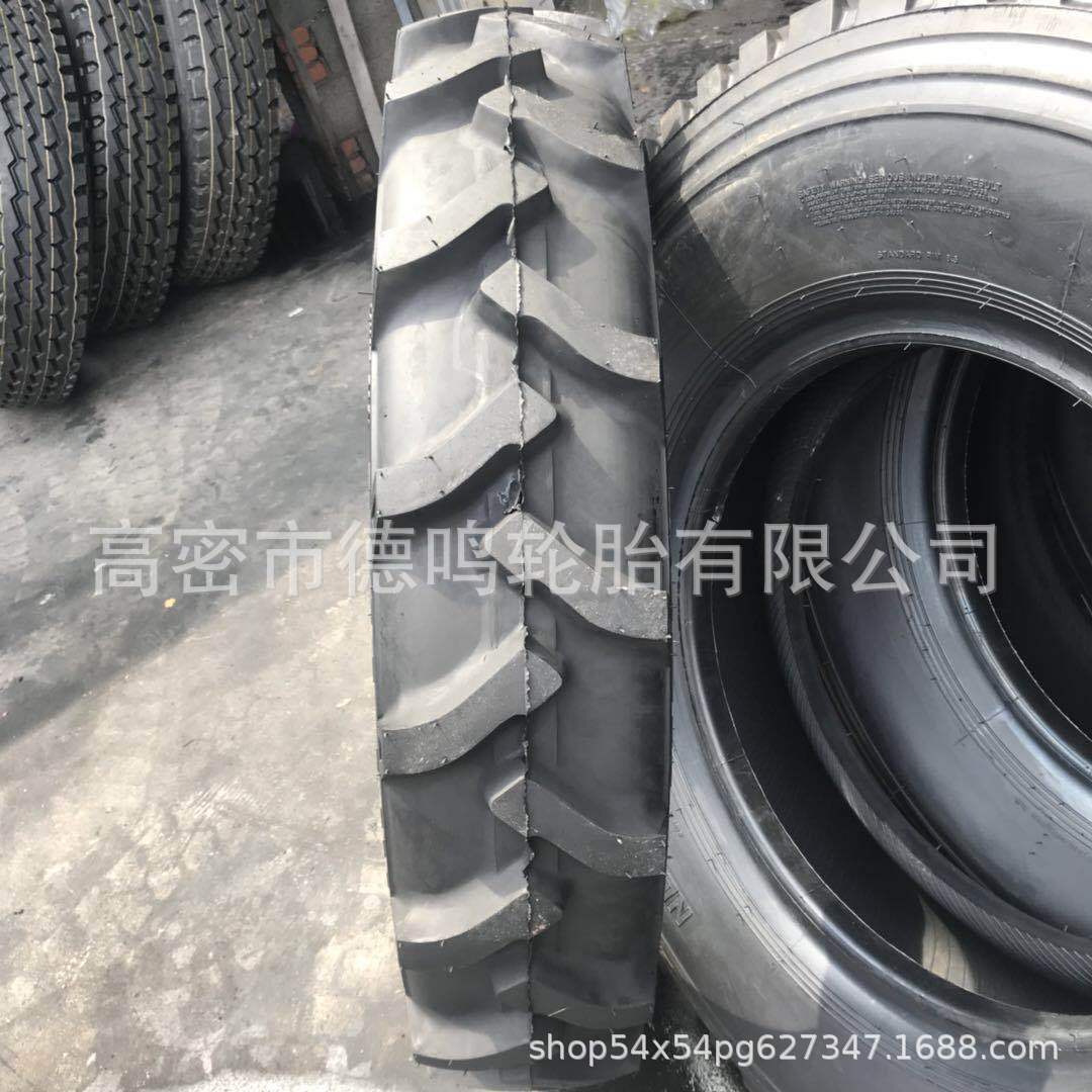 El neumático del recogedor de la fuente se puede equipar del neumático del cultivador del RIM 230/95-48 9.5-32