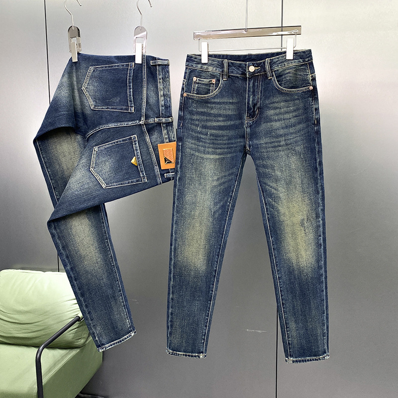 Demi-season branded retro jeans