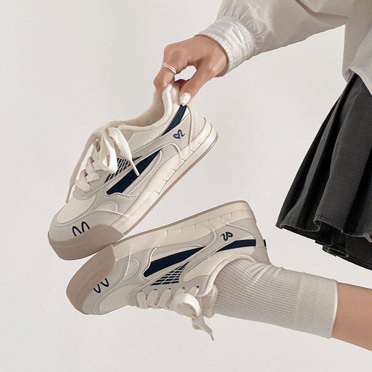 百搭韩版加绒保暖厚底德训鞋子女2025秋冬新款学生高颜值二棉板鞋