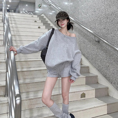美式慵懒斜肩卫衣女早秋季2025新款松弛感oversize甜辣妹长袖上衣