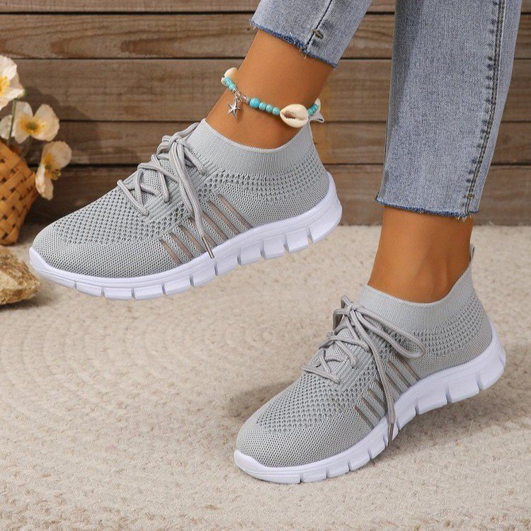 Women's Basic Solid Color Round Toe Sports Shoes display picture 2