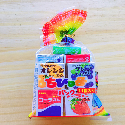 Japanese Snack Marukawa Mixed Fruit Flavored Bubble Gum Pop Bubbles Chewing Gum Children's Candy 11 Pieces in Bag
