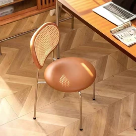 实木床;桌类、茶几;餐边柜