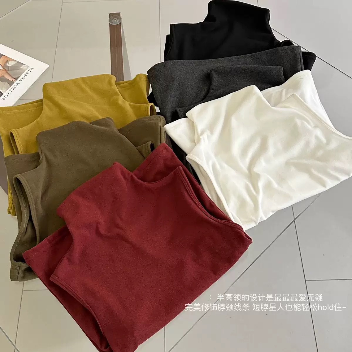 Chaqueta inferior suave de cuello alto chaleco de mujer de color sólido doblado suave pegajoso universal terciopelo delgado calentamiento cómodo camisa de base superior image 4