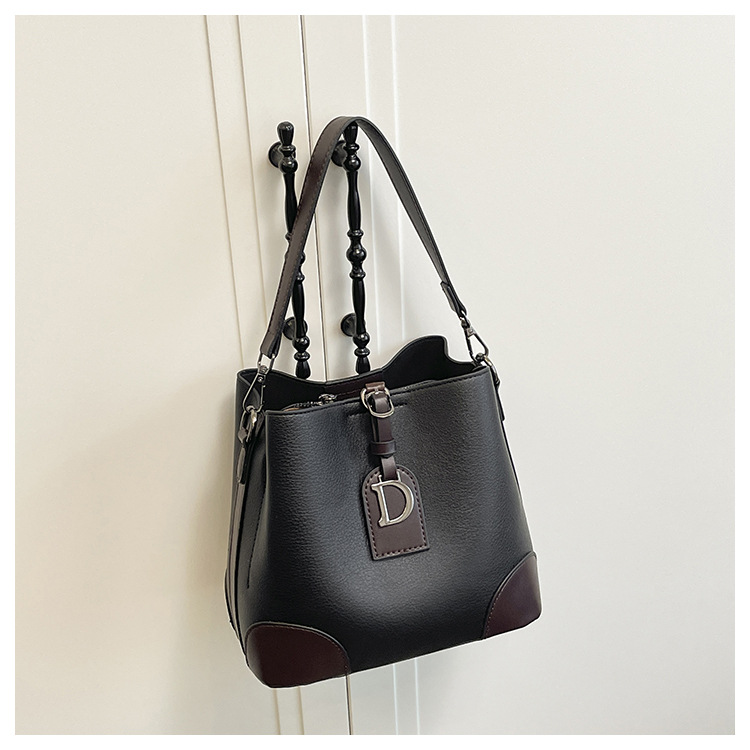 Bolso de nicho retro, bolso de moda, bolso de balde, mujer 2025, nuevo estilo de estilo extranjero, bolso de hombro, bolso de mochila coreano