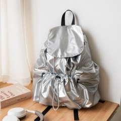 ins風女生雙肩包2024新款韓版時尚褶皺個性大容量高中生翻蓋書包