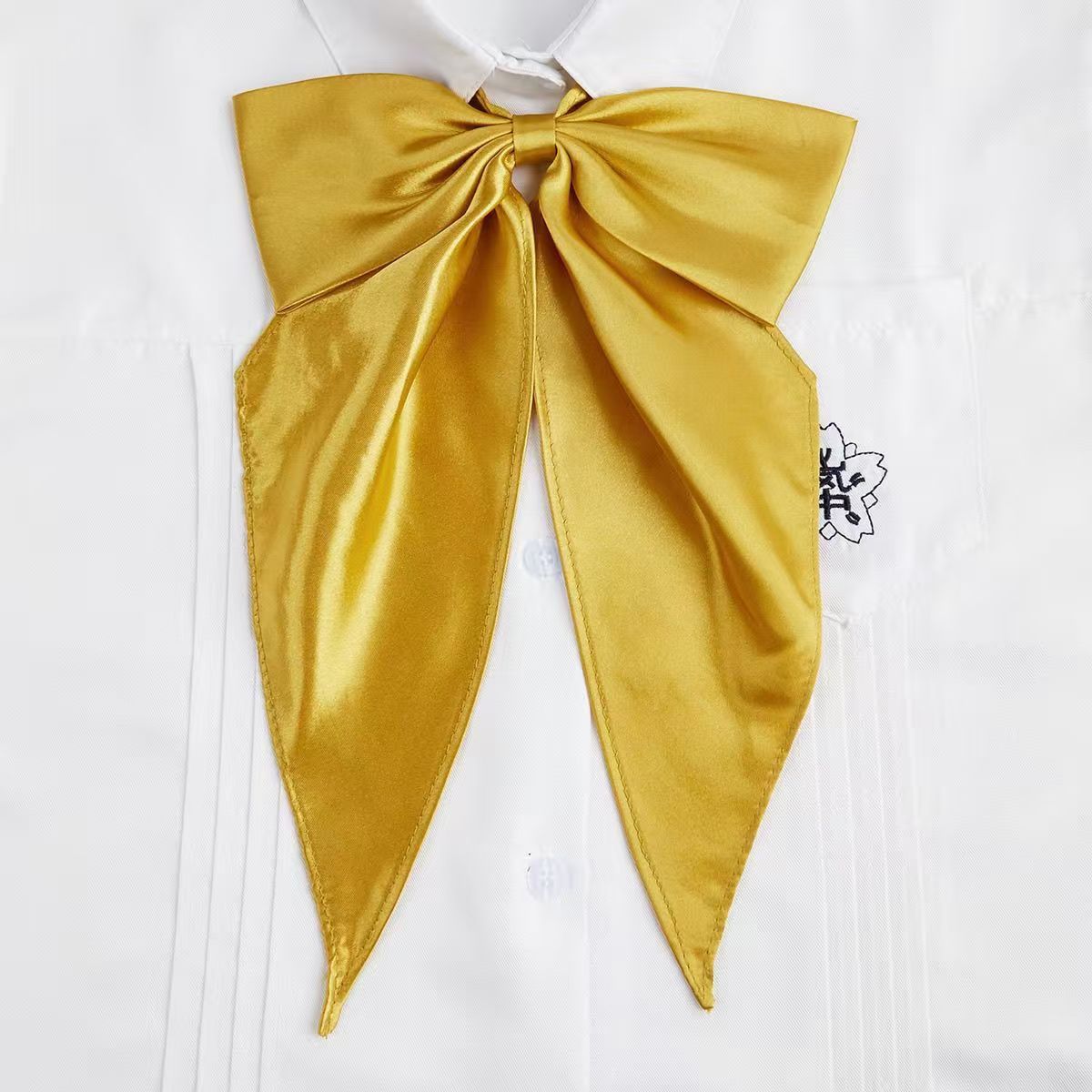 Глазурованный золотой длинный хвостовой узел