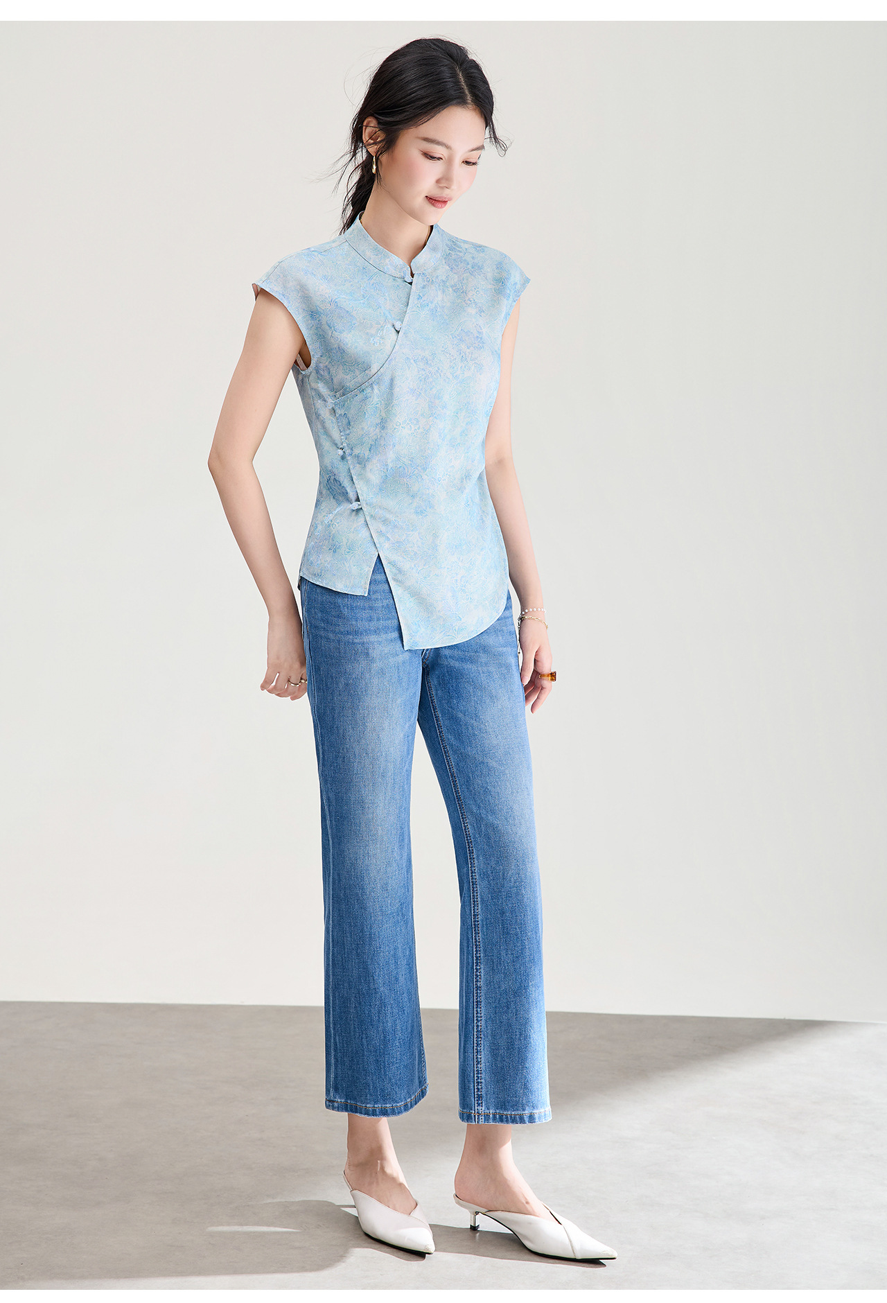 Áo vest không tay nữ kiểu Trung Quốc mới, chất lụa Jacquard nhuộm chìm, tà áo chéo, mặc mùa hè — màu xanh nhạt chi tiết 15