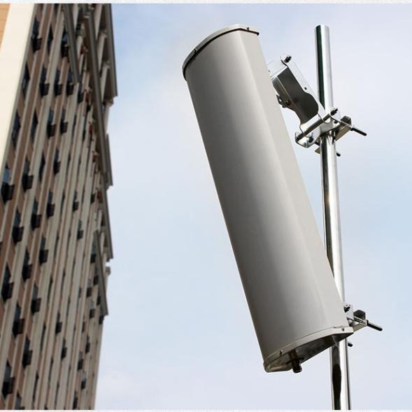 2.4G双极化120度14DB扇区覆盖天线 3G4G天线板状天线2.3-2.7G