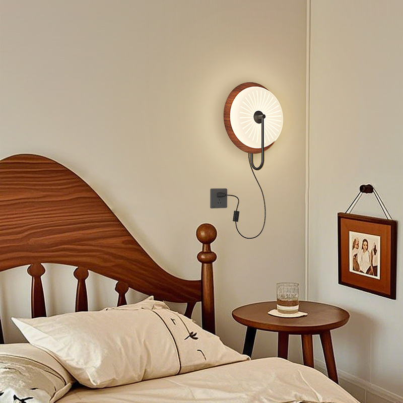 Lámpara de pared de cabecera de cama retro de grano de madera de nogal de estilo medio, donut de crema francesa, decoración de iluminación de pared de fondo de dormitorio de sala de estar