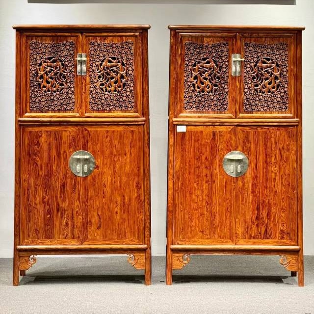 Hainan Huanghuali Fragrant Sandalwood Top Cabinet with Rounded Corners, Storage Cabinet, Antique-Style Furniture from the Ming and Qing Dynasties, Made of Solid Wood