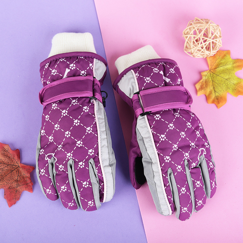 4-17 años de edad de los niños engrosada a prueba de frío impermeable a prueba de viento antideslizante cálido esquí nieve jugando guantes de algodón de invierno