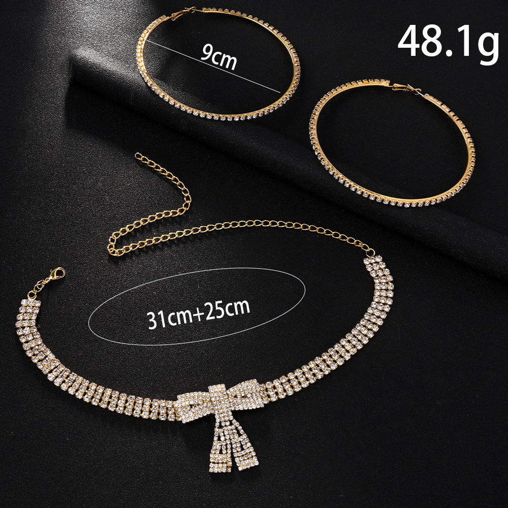 Amazon Hot Sale Jewelry Set Personalidad Arco Clavicular Accesorios de aretes en forma de anillo Joyería Set Mujer