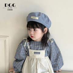 韓国系の布の標識の子供のベレーの帽子