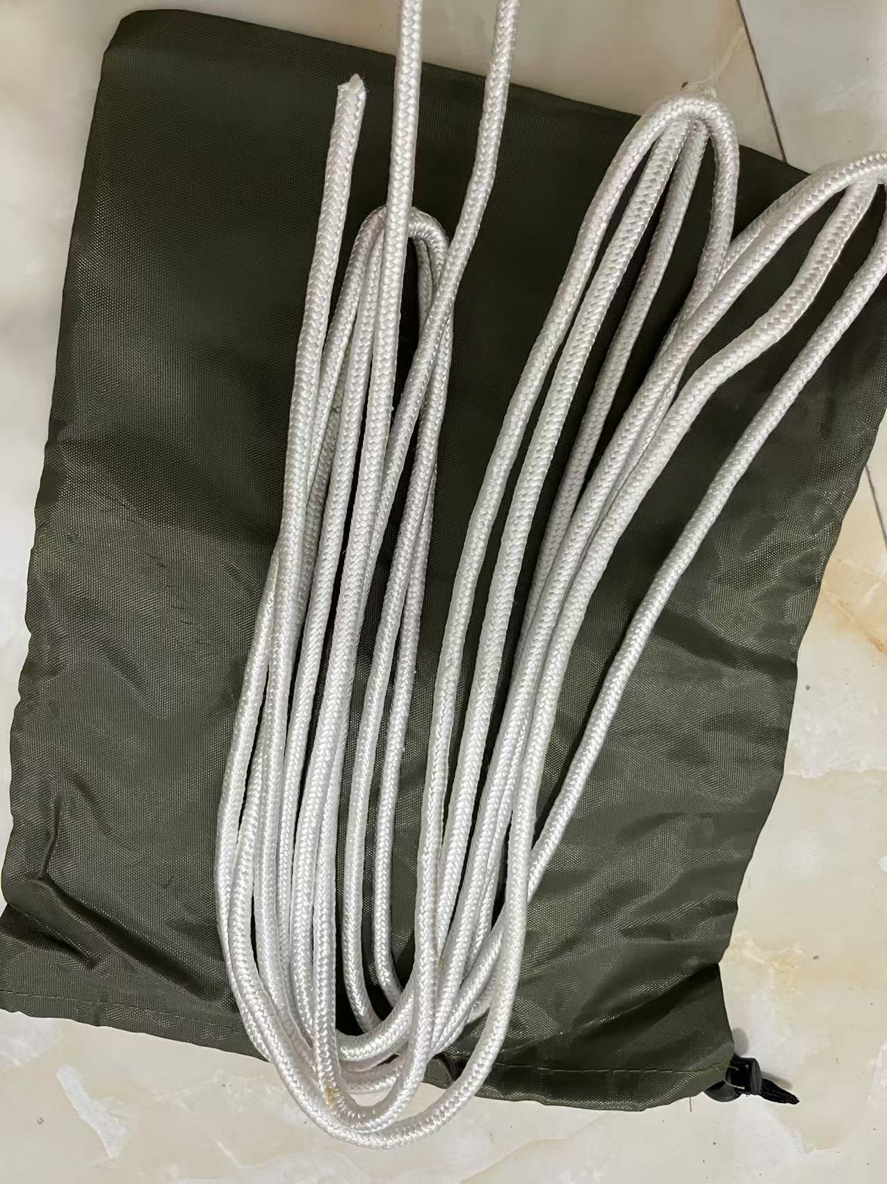 밧줄 두 개 묶기