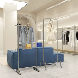 服装陈列架;衣帽架;展示衣架