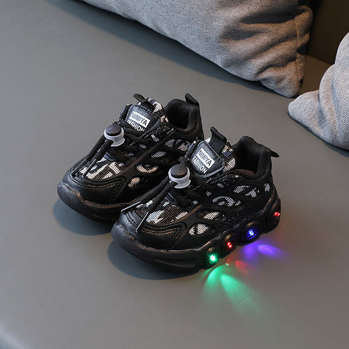 Luminous girls' shoes, breathable mesh, shiny children's sneakers, flashing lights, little girls' bright lights, trendy boys' dad shoes