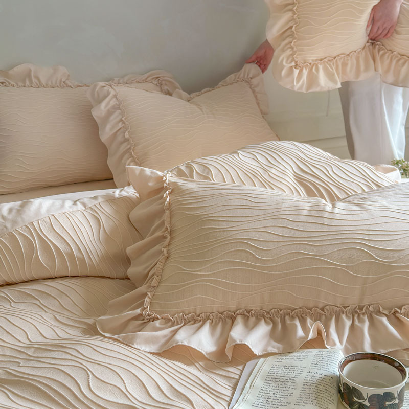 Romantic Jacquard Bedding Set With Lace Trim For Single Bed_voghion.com