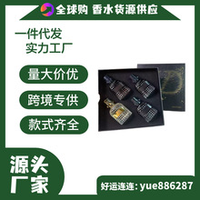 �羳���QԽ�����b������ˮ��ʿ�ں��ļ����ИӺں������׷�ɫ����